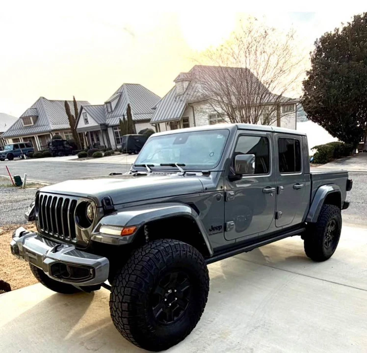 2022 Jeep JT Gladiator - Image 3 of 13