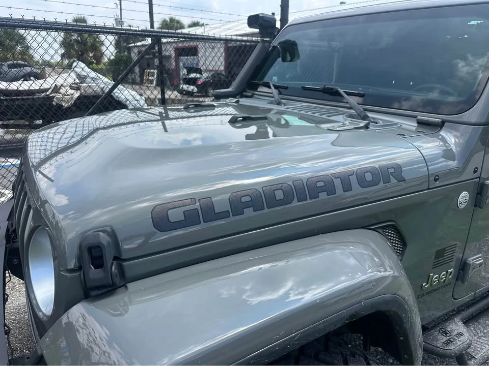 2022 Jeep JT Gladiator - Image 9 of 10