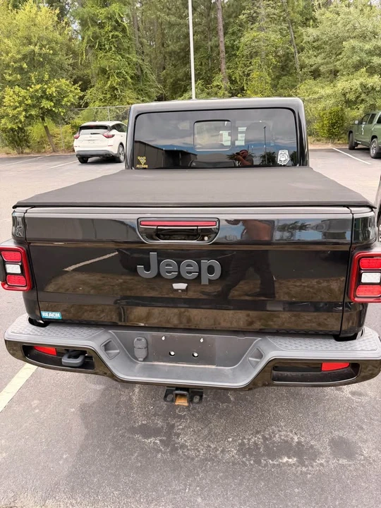 2022 Jeep JT Gladiator - Image 8 of 10