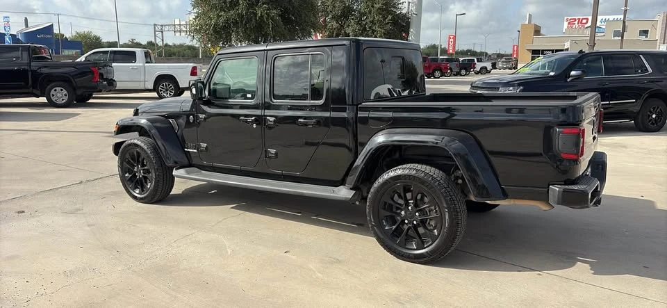2022 Jeep JT Gladiator - Image 3 of 10