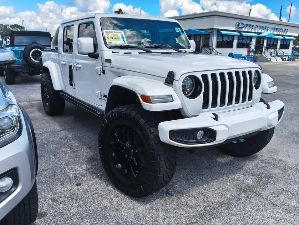 2022 Jeep JT Gladiator - Image 2 of 11