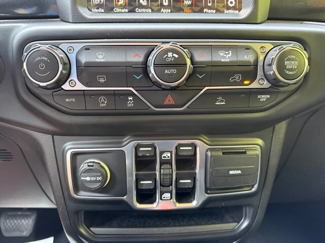 2022 Jeep JT Gladiator - Image 27 of 31