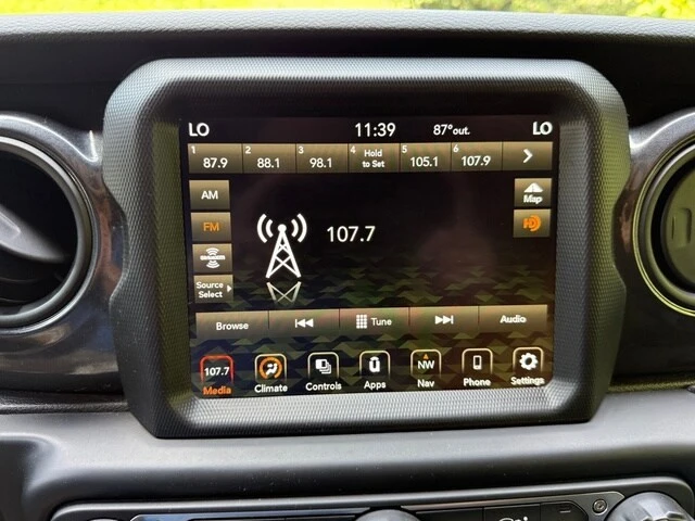2022 Jeep JT Gladiator - Image 24 of 31