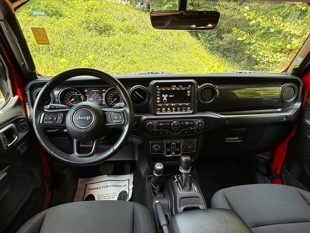 2022 Jeep JT Gladiator - Image 15 of 31