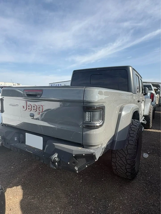 2022 Jeep JT Gladiator - Image 2 of 6