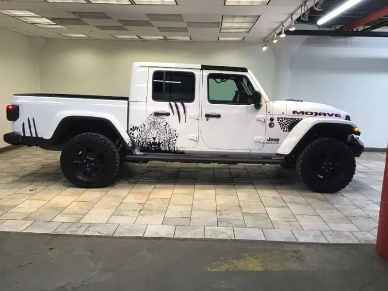 2022 Jeep JT Gladiator - Image 2 of 12