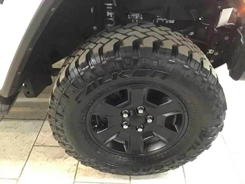 2022 Jeep JT Gladiator - Image 11 of 12