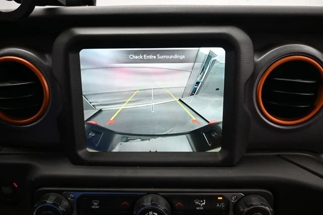 2022 Jeep JT Gladiator - Image 15 of 20