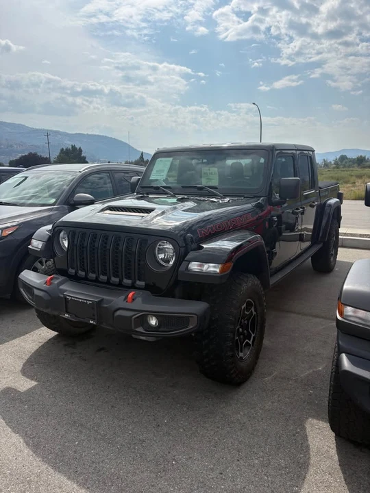2022 Jeep JT Gladiator - Image 2 of 6
