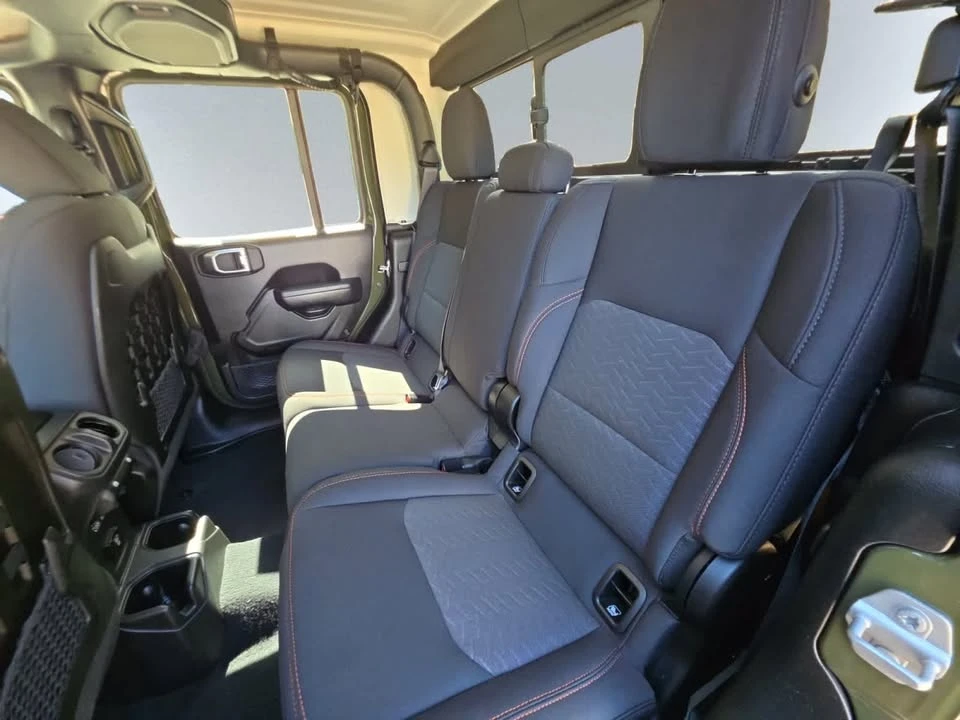 2022 Jeep JT Gladiator - Image 19 of 20