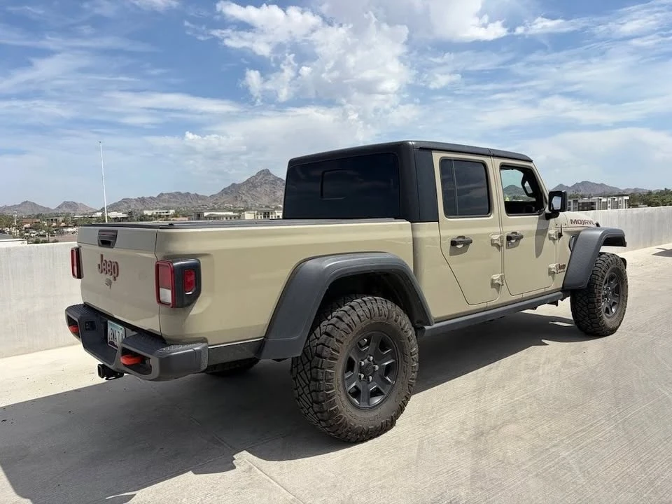 2022 Jeep JT Gladiator - Image 2 of 11