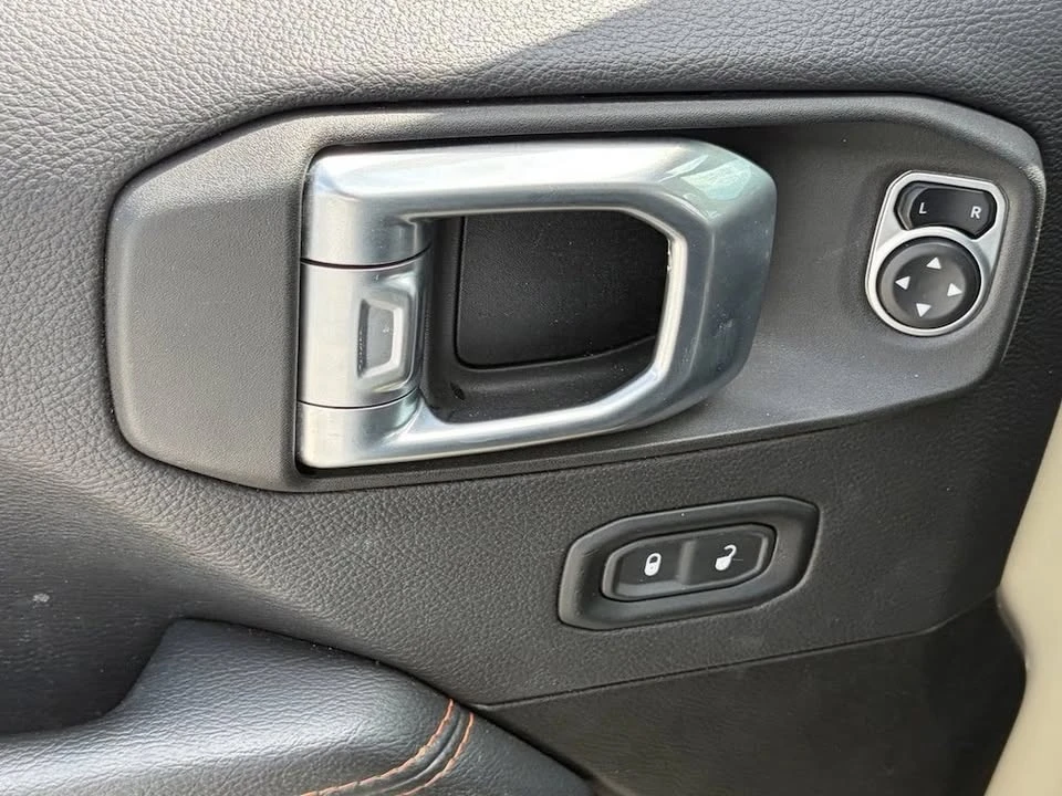 2022 Jeep JT Gladiator - Image 6 of 11