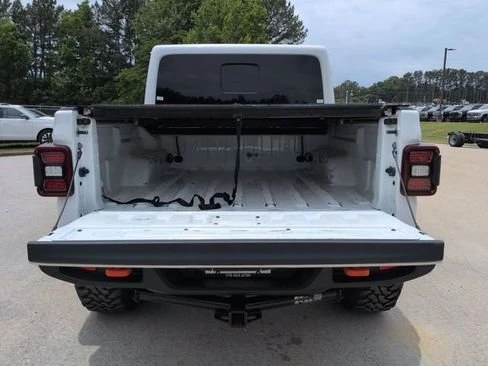 2022 Jeep JT Gladiator - Image 16 of 20