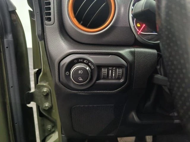 2022 Jeep JT Gladiator - Image 15 of 20