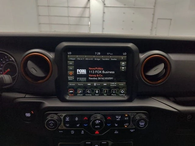 2022 Jeep JT Gladiator - Image 13 of 20