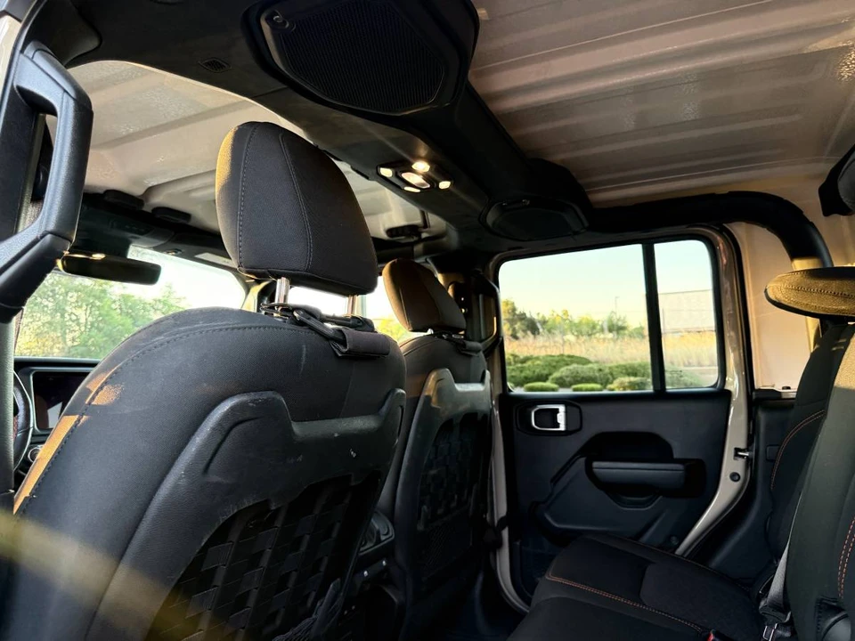 2022 Jeep JT Gladiator - Image 17 of 19