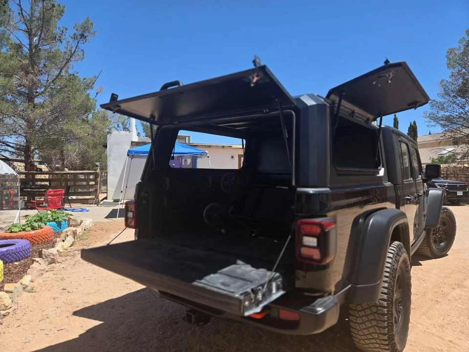 2022 Jeep JT Gladiator - Image 3 of 8