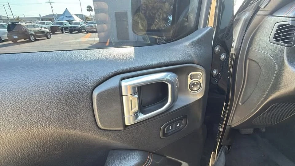 2022 Jeep JT Gladiator - Image 13 of 20