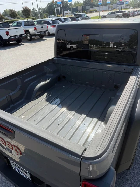 2022 Jeep JT Gladiator - Image 6 of 12