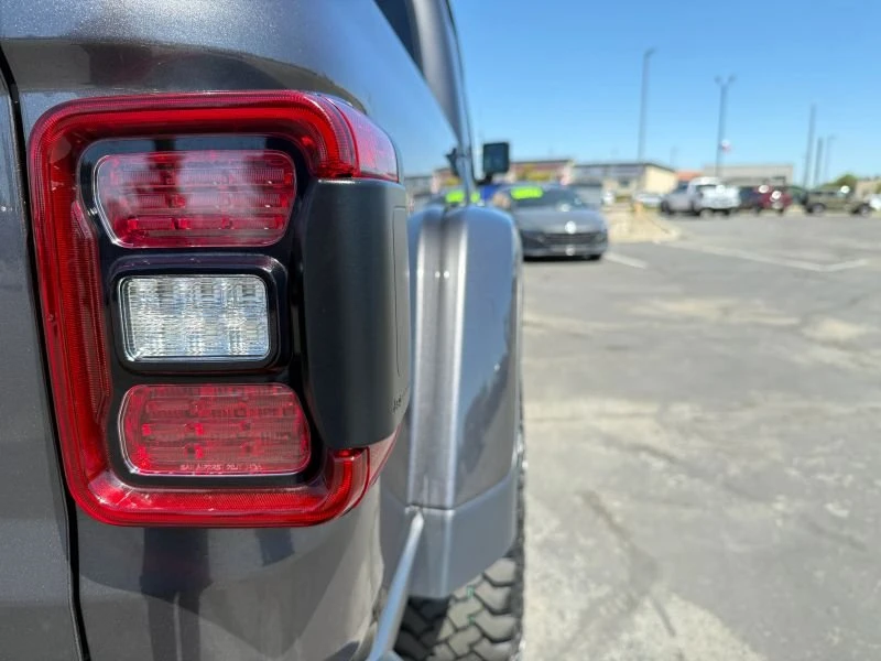 2022 Jeep JT Gladiator - Image 9 of 18