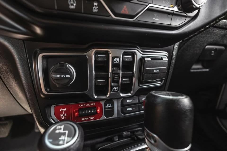 2022 Jeep JT Gladiator - Image 17 of 20