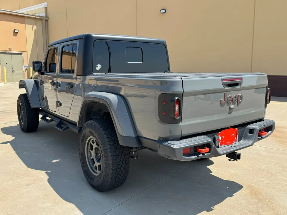 2022 Jeep JT Gladiator - Image 8 of 10