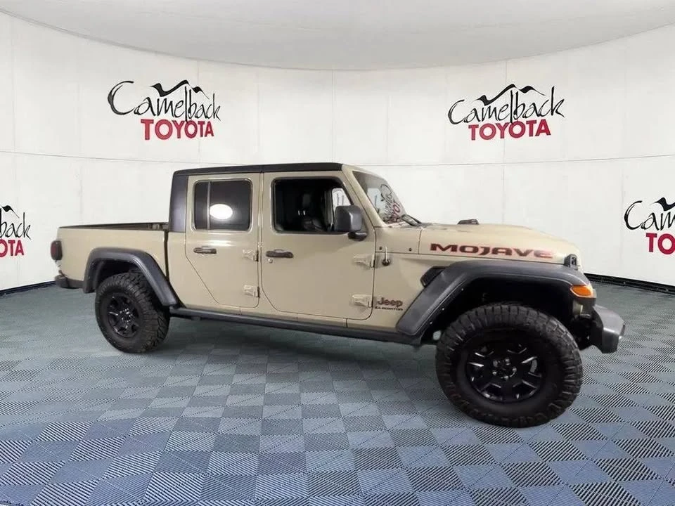 2022 Jeep JT Gladiator - Image 2 of 15