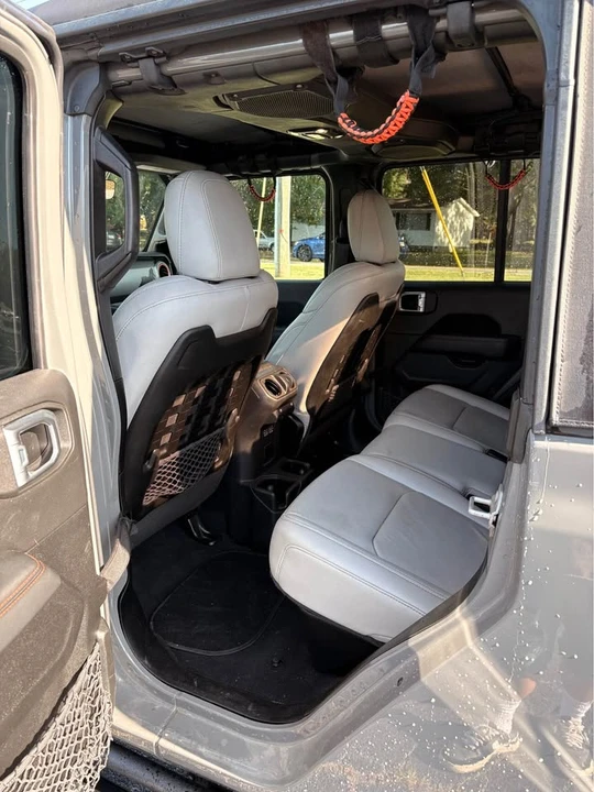 2022 Jeep JT Gladiator - Image 9 of 11