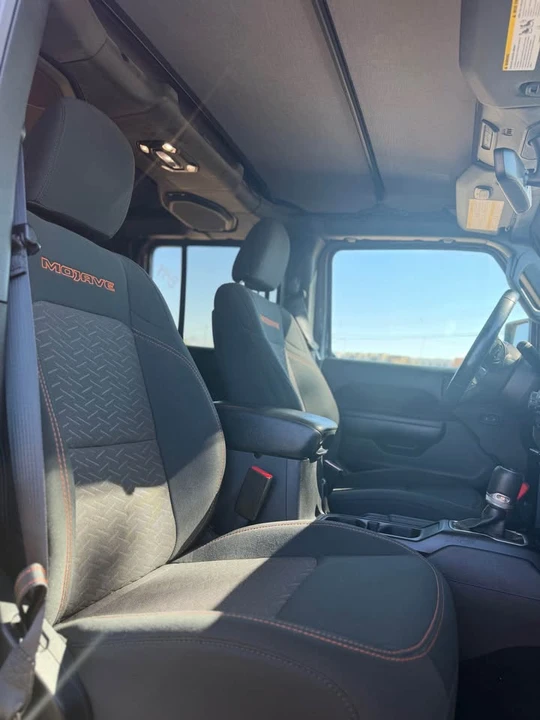 2022 Jeep JT Gladiator - Image 16 of 18