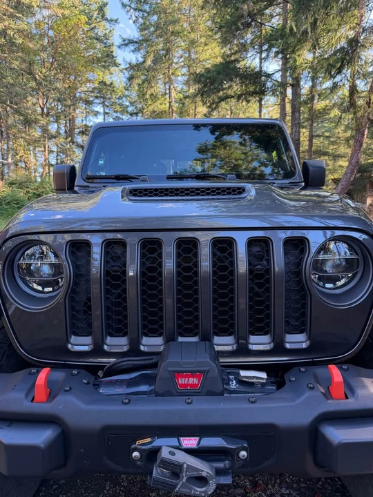 2022 Jeep JT Gladiator - Image 2 of 9