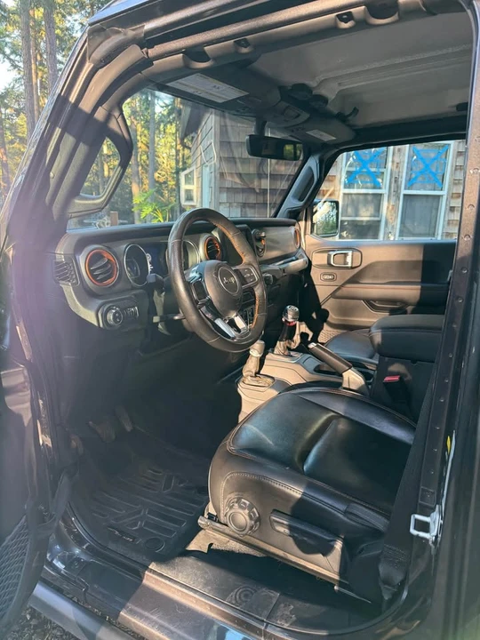 2022 Jeep JT Gladiator - Image 9 of 9