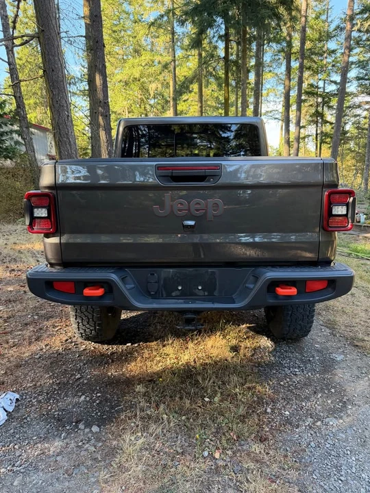 2022 Jeep JT Gladiator - Image 4 of 9