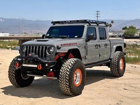2022 Jeep Gladiator Mojave Pickup 4D 5 ft