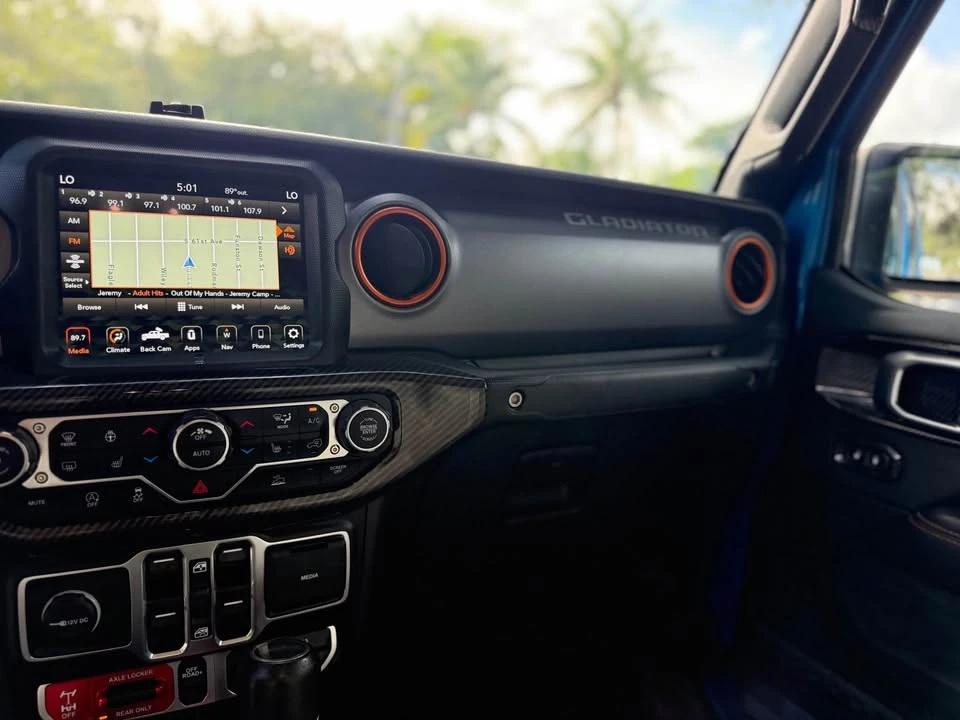 2022 Jeep JT Gladiator - Image 14 of 16