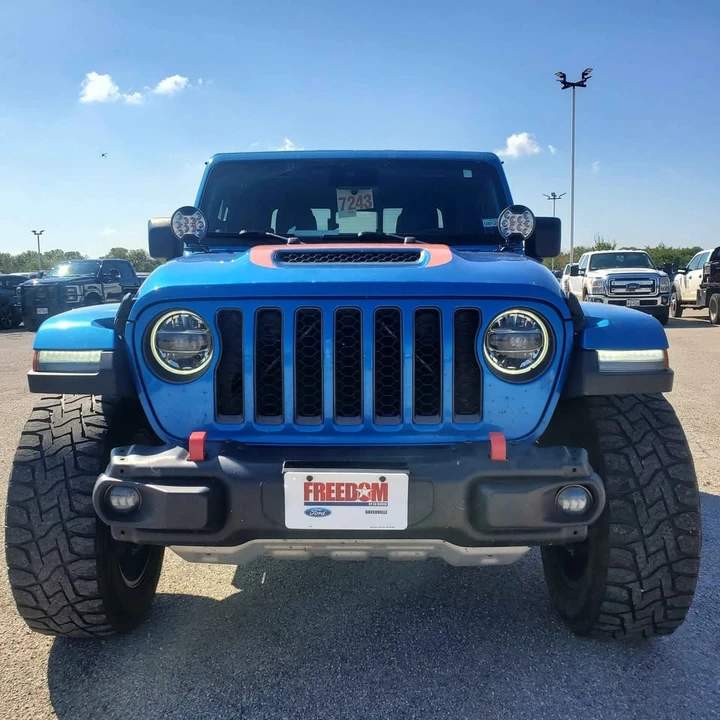 2022 Jeep JT Gladiator - Image 2 of 15
