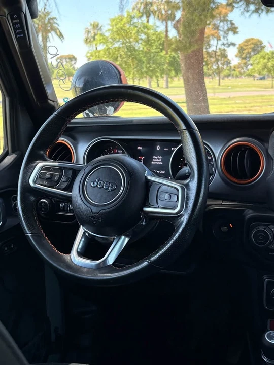 2022 Jeep JT Gladiator - Image 14 of 20