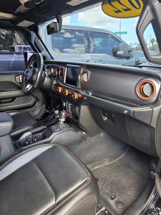 2022 Jeep JT Gladiator - Image 12 of 13
