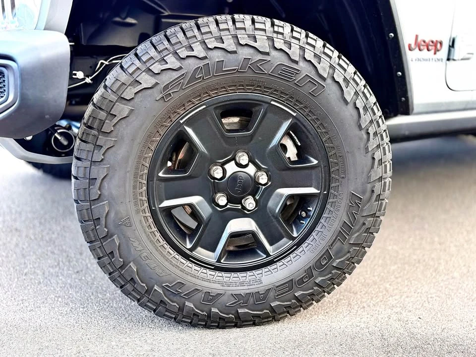 2022 Jeep JT Gladiator - Image 5 of 11