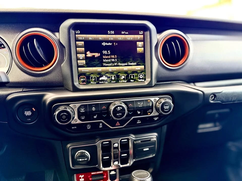 2022 Jeep JT Gladiator - Image 9 of 11