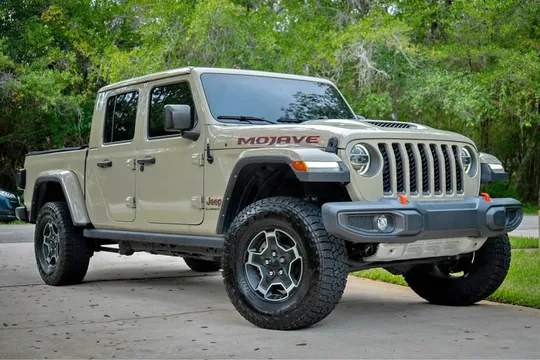 2022 Jeep Gladiator Mojave Pickup 4D 5 ft