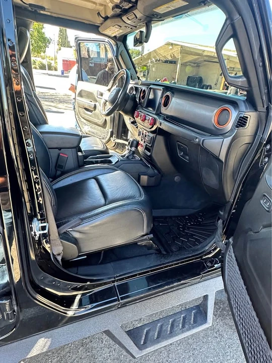 2022 Jeep JT Gladiator - Image 12 of 19