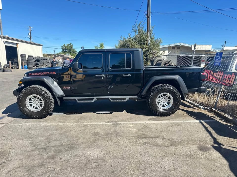 2022 Jeep JT Gladiator - Image 13 of 19