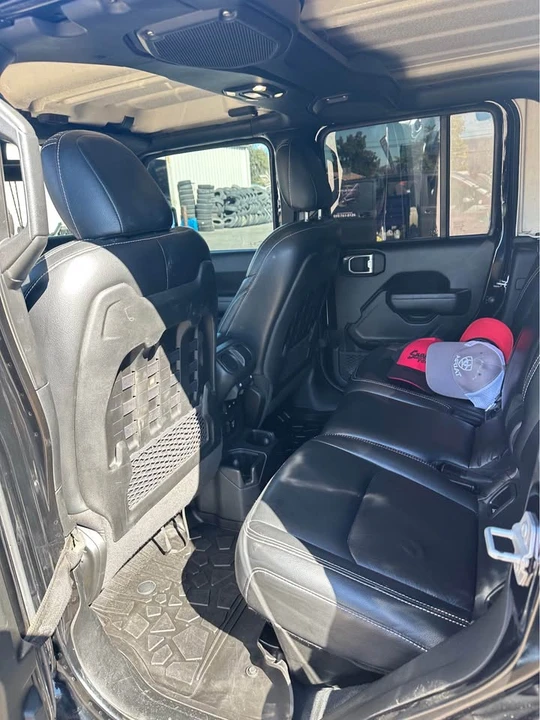2022 Jeep JT Gladiator - Image 14 of 19