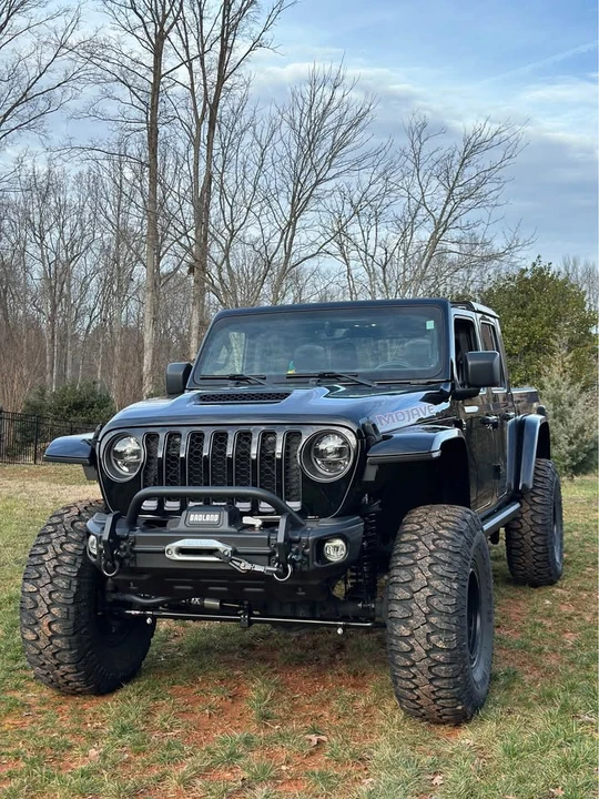 2022 Jeep JT Gladiator - Image 2 of 8