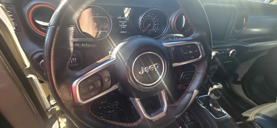 2022 Jeep JT Gladiator - Image 5 of 10