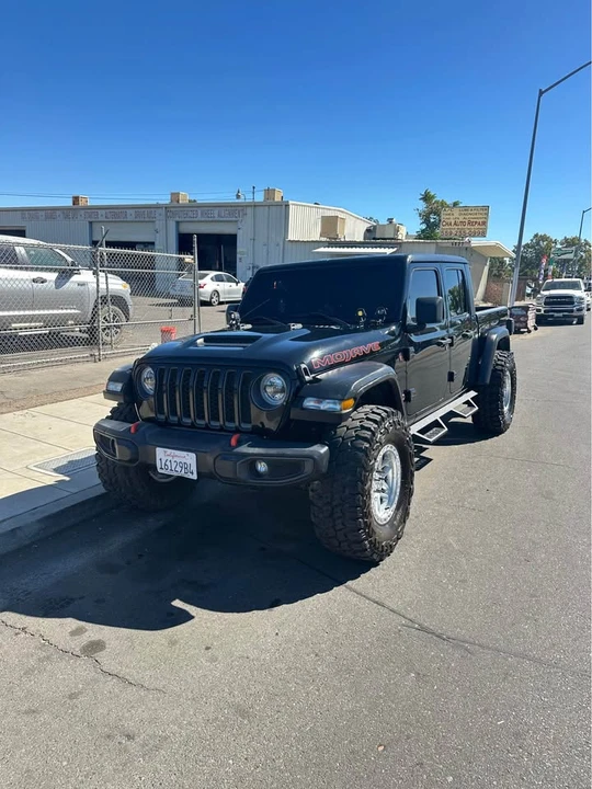 2022 Jeep JT Gladiator - Image 5 of 19