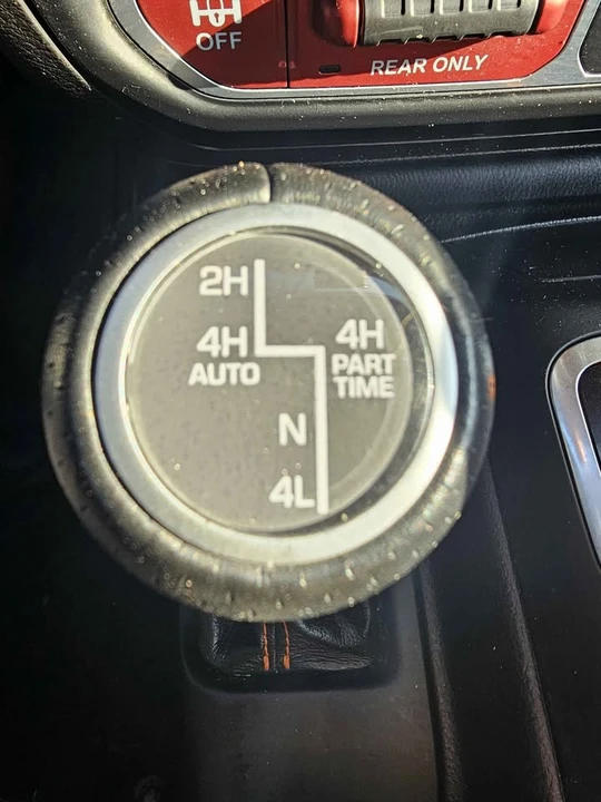 2022 Jeep JT Gladiator - Image 14 of 17