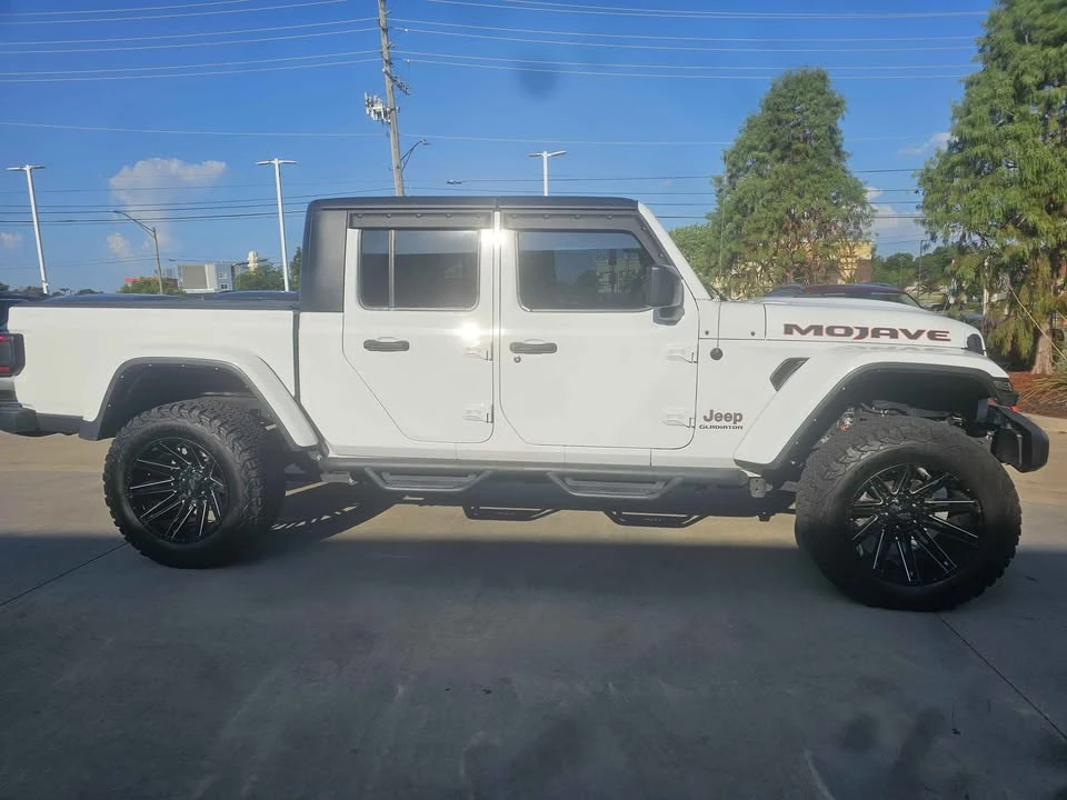 2022 Jeep JT Gladiator - Image 5 of 17