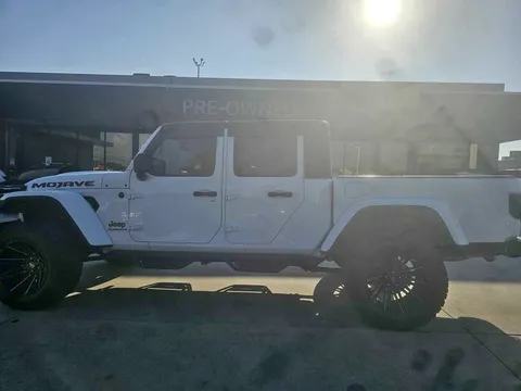 2022 Jeep Gladiator Mojave Pickup 4D 5 ft