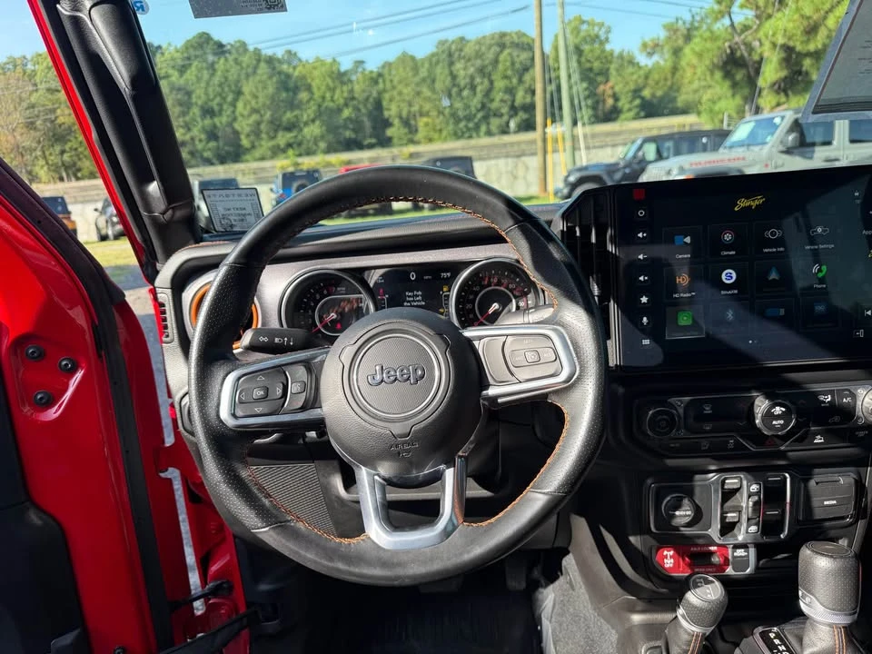 2022 Jeep JT Gladiator - Image 12 of 13